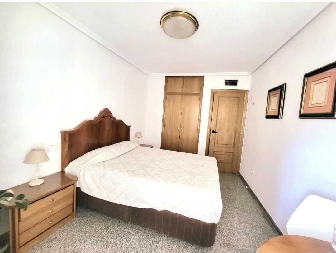 Amistosa, Habitacion Con Balcon, Alicante, Playa, Centro, Rambla, Mercado Apartment Bagian luar foto